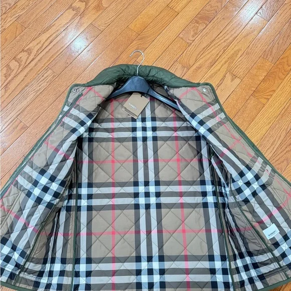Burberry Quilted Women's Jacket Dark Olive NEW